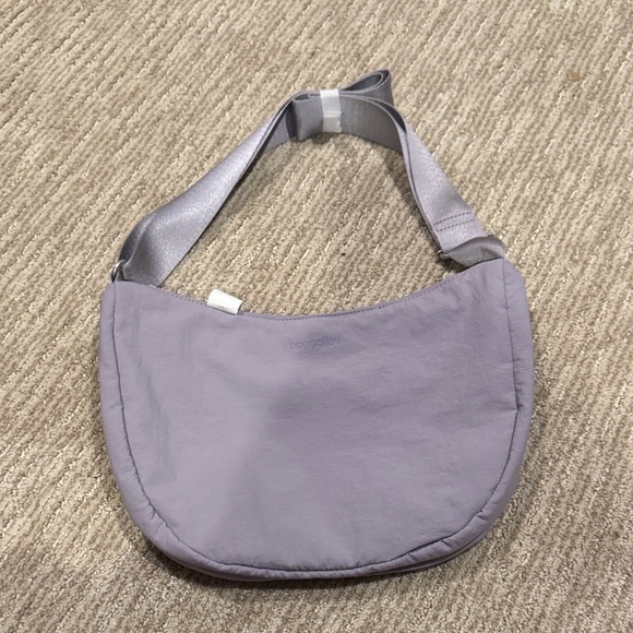 Baggallini Handbags - Baggallini Lavender Shoulder Bag